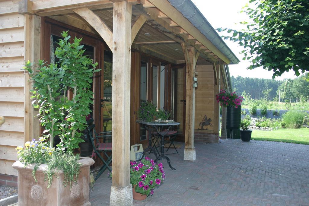 Bed&Breakfast 't Eikeltje Hollandscheveld Exterior foto